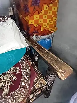 Shanaya Hotty online show from 20, 12, 2024