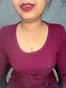 Shanaya Hotty online show from 25, 12, 2024