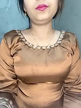 Shanaya Hotty online show from 9, 3, 2025