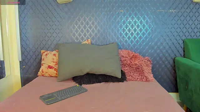  maria foxx  online show from 20, 11, 2025