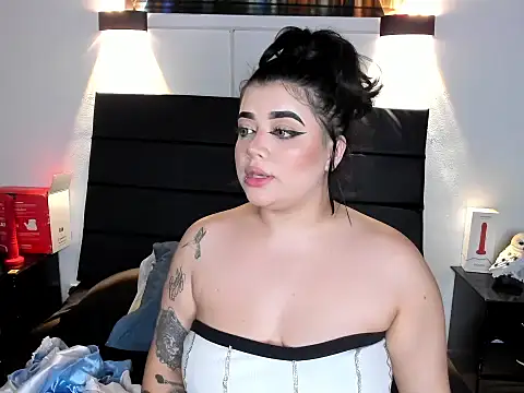 Snapshot of _ValeryStone_ chatting on 3, 2, 2025 ValeryStone online show from 3, 2, 2025