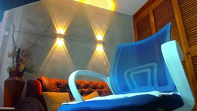 Dylanstonne online show from 1, 12, 2024