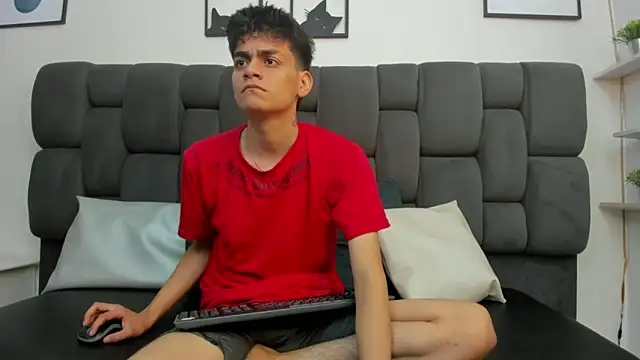 Yef Thin online show from 5, 2, 2025