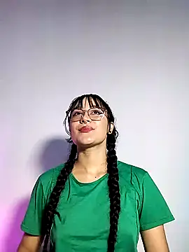 chunn liioo online show from 1, 2, 2025