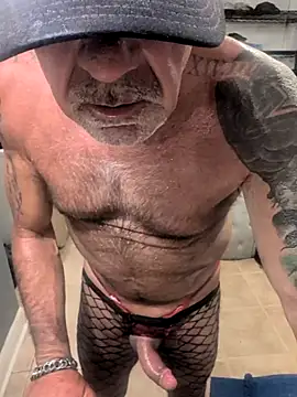 xxxfuckpole online show from 20, 3, 2025