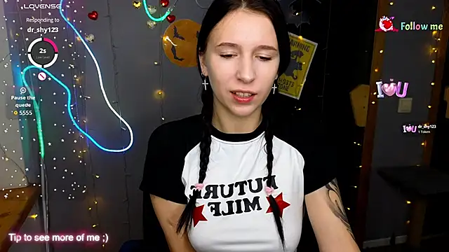 KarolinaBlacks online show from 19, 10, 2025