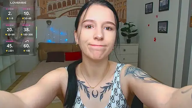 KarolinaBlacks online show from 6, 5, 2026