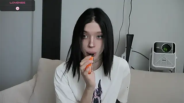 Dasha M online show from 7, 8, 2026