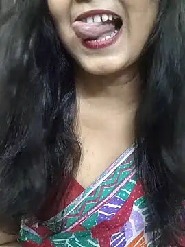 yoursweety09 online show from 18, 7, 2026