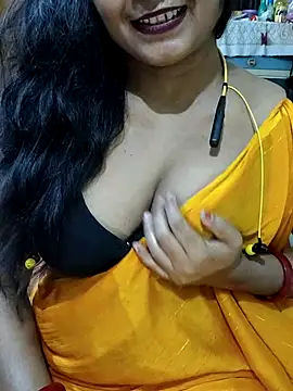yoursweety09 online show from 28, 7, 2026