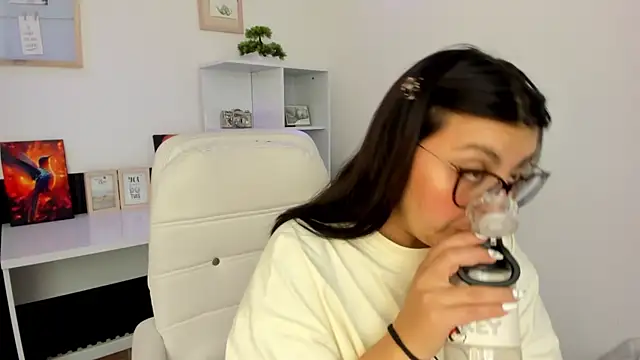 Vioolletta online show from 13, 9, 2025