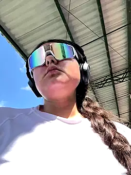 gabbyfoox online show from 25, 11, 2025