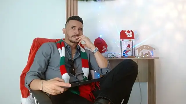 Reiko 85  online show from 3, 12, 2025