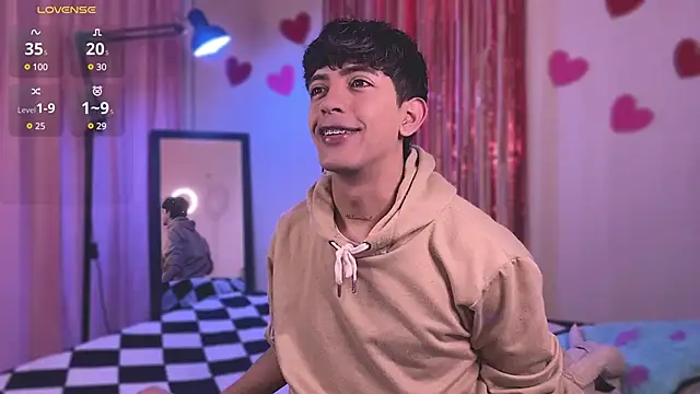 teobowny  online show from 7, 2, 2025