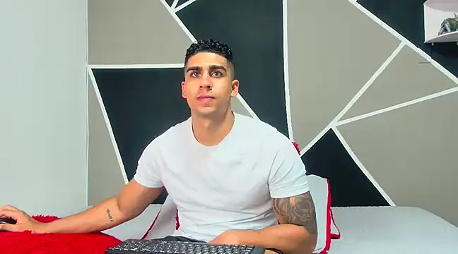 astrom greyy online show from 12, 2, 2025