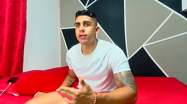 astrom greyy online show from 22, 3, 2025