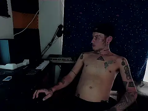 Snapshot of patrik_tattoo_ chatting on 2, 12, 2024 patrik tattoo online show from 2, 12, 2024