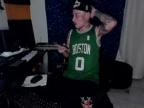 Snapshot of patrik_tattoo_ chatting on 29, 12, 2024 patrik tattoo online show from 29, 12, 2024