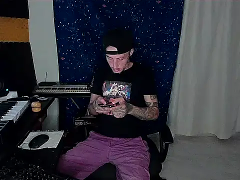 Snapshot of patrik_tattoo_ chatting on 30, 12, 2024 patrik tattoo online show from 30, 12, 2024