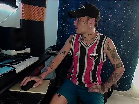 Snapshot of patrik_tattoo_ chatting on 30, 1, 2025 patrik tattoo online show from 30, 1, 2025