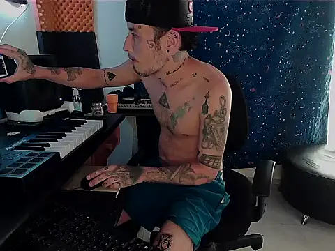 Snapshot of patrik_tattoo_ chatting on 17, 2, 2025 patrik tattoo online show from 17, 2, 2025