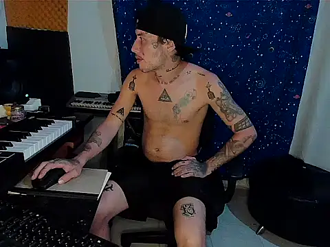 Snapshot of patrik_tattoo_ chatting on 19, 3, 2025 patrik tattoo online show from 19, 3, 2025