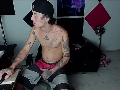 Snapshot of patrik_tattoo_ chatting on 12, 10, 2025 patrik tattoo online show from 12, 10, 2025