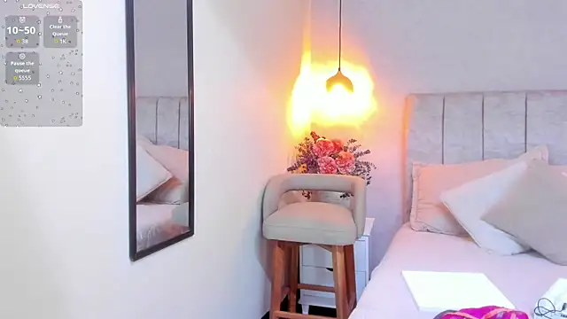 tutu milf online show from 7, 11, 2025