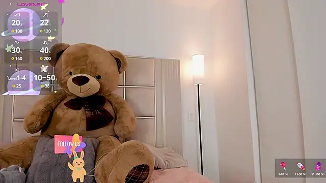 Snapshot of saraamiller_ chatting on 1, 3, 2025 saraamiller online show from 1, 3, 2025