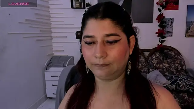 alinabozz1 online show from 23, 12, 2024