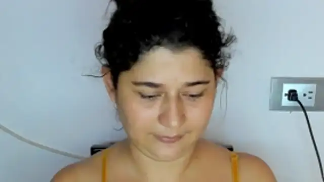 alinabozz1 online show from 3, 5, 2026