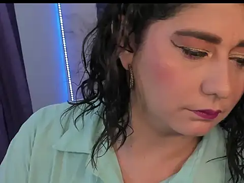 alinabozz1 online show from 18, 7, 2026