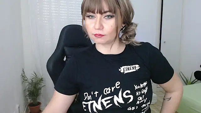 Genesisgems11  online show from 28, 2, 2025