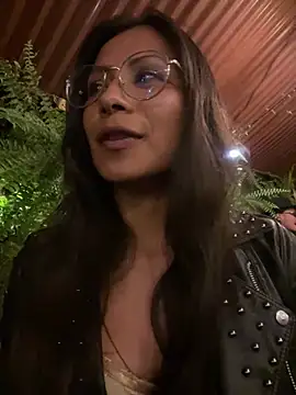 Jade Zephyra online show from 15, 1, 2025