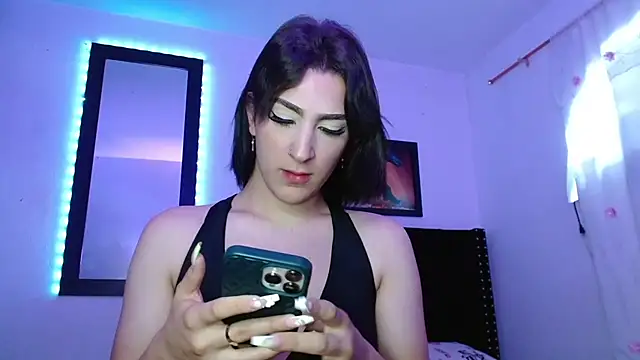 Snapshot of Triana_Damelio chatting on 25, 9, 2025 Triana Damelio online show from 25, 9, 2025