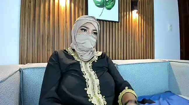 Snapshot of zulema_parvin chatting on 3, 3, 2025 zulema parvin online show from 3, 3, 2025