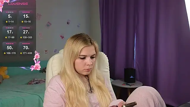 Snapshot of Kate_Legend chatting on 10, 2, 2026 Kate Legend online show from 10, 2, 2026