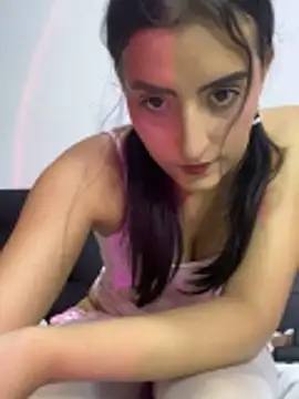 EmySofia online show from 10, 3, 2026