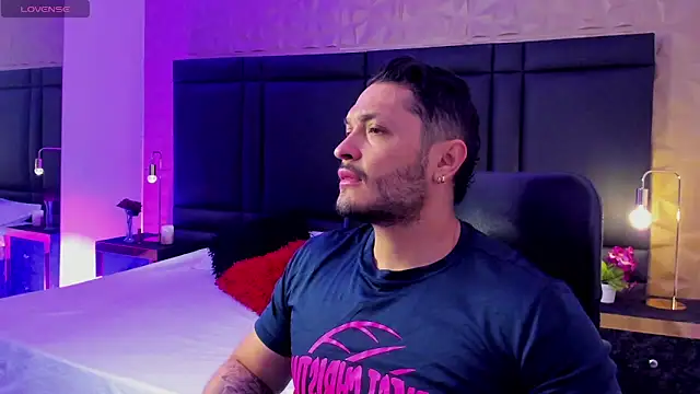 JossAckland online show from 9, 2, 2025