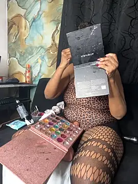 chiquimaturesexy online show from 23, 5, 2026