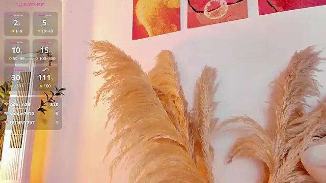 VICTORIA RASH online show from 3, 2, 2025