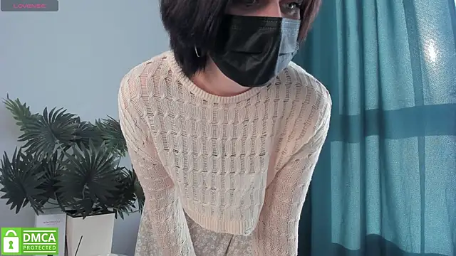 Snapshot of Emmi_Flowers chatting on 19, 9, 2025 Emmi Flowers online show from 19, 9, 2025