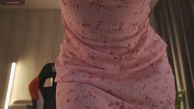 Emmi Flowers online show from 10, 5, 2026