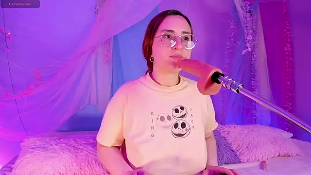 centaurigirl online show from 3, 5, 2026