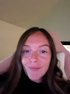 Snapshot of PrettyPetitexoxo chatting on 6, 8, 2026 PrettyPetitexoxo online show from 6, 8, 2026