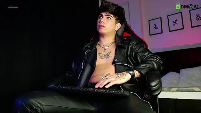 LyleBennett  online show from 7, 3, 2026