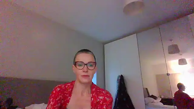 Snapshot of ELEGANT-ARIA36 chatting on 9, 1, 2025 ELEGANT-ARIA36 online show from 9, 1, 2025