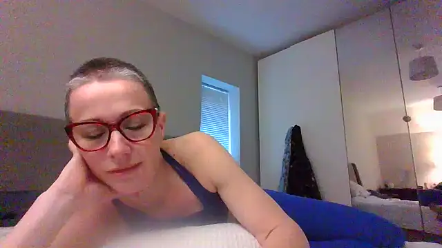 Snapshot of ELEGANT-ARIA36 chatting on 14, 1, 2025 ELEGANT-ARIA36 online show from 14, 1, 2025