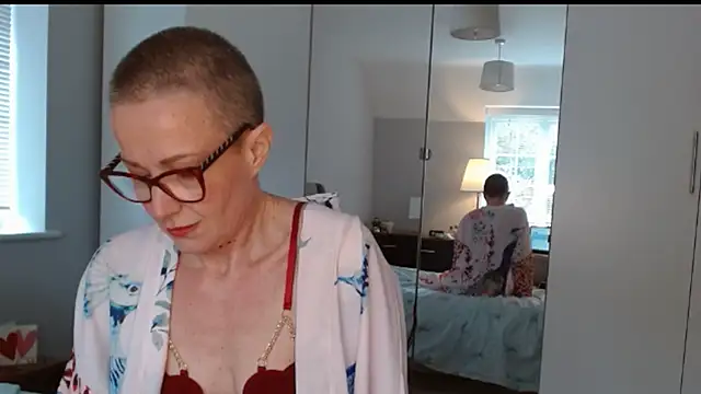 Snapshot of ELEGANT-ARIA36 chatting on 14, 2, 2025 ELEGANT-ARIA36 online show from 14, 2, 2025