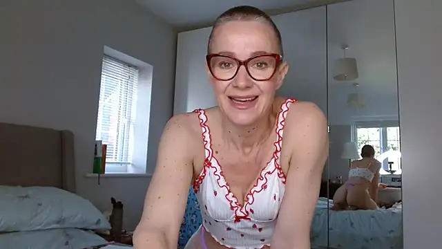 Snapshot of ELEGANT-ARIA36 chatting on 22, 2, 2025 ELEGANT-ARIA36 online show from 22, 2, 2025